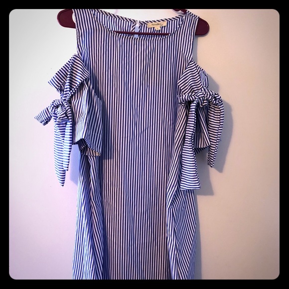 Off the Shoulder Dress! - Picture 1 of 3